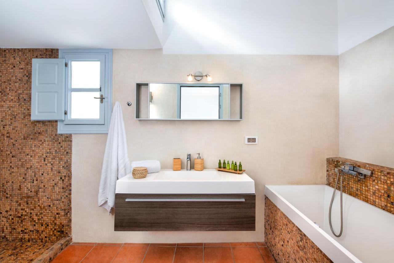 Indigo Luxury Mansion Villa Karterados  Bagian luar foto